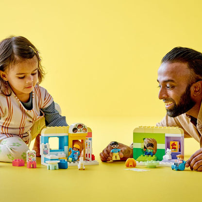 Đồ chơi lắp ráp Trung tâm chăm sóc trẻ LEGO DUPLO 10992