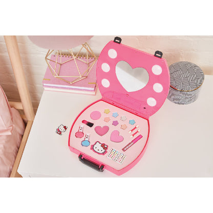 Vali Trang Điểm Hồng Sành Điệu Hello Kitty MAKE IT REAL 4800MIR