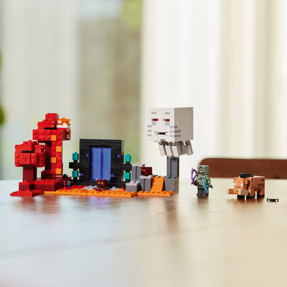 Đồ chơi lắp ráp Cuộc phục kích cổng địa ngục Nether LEGO MINECRAFT 21255