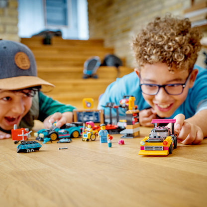 Đồ Chơi Lắp Ráp Trạm Ga-Ra Nâng Cấp Xe Đua LEGO CITY 60389