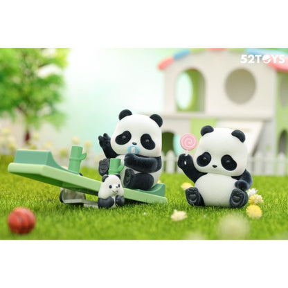 Mô hình PANDA ROLL Kindergarten 52TOYS 6958985026451